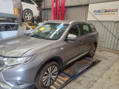 Used Mitsubishi, Outlander Left Front Door Window Zj-Zl, 10/12-07/21 2018 – image 3 - All Good Parts