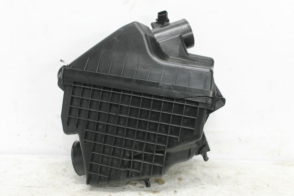 Used Suzuki, SX4 Air Cleaner/Box Air Cleaner Gy, 01/10  01/14 2010 – image 2 - All Good Parts