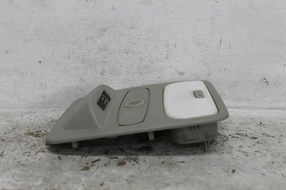 Used Renault, Clio Courtesy Light X98 09/13 10/19 2015 – image 2 - All Good Parts