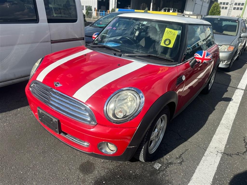 Used Mini, Cooper, Left Headlamp R55/R56/R57, Halogen, White Turn Indicator Type, 03/07-05/15 2010 – main images - All Good Parts