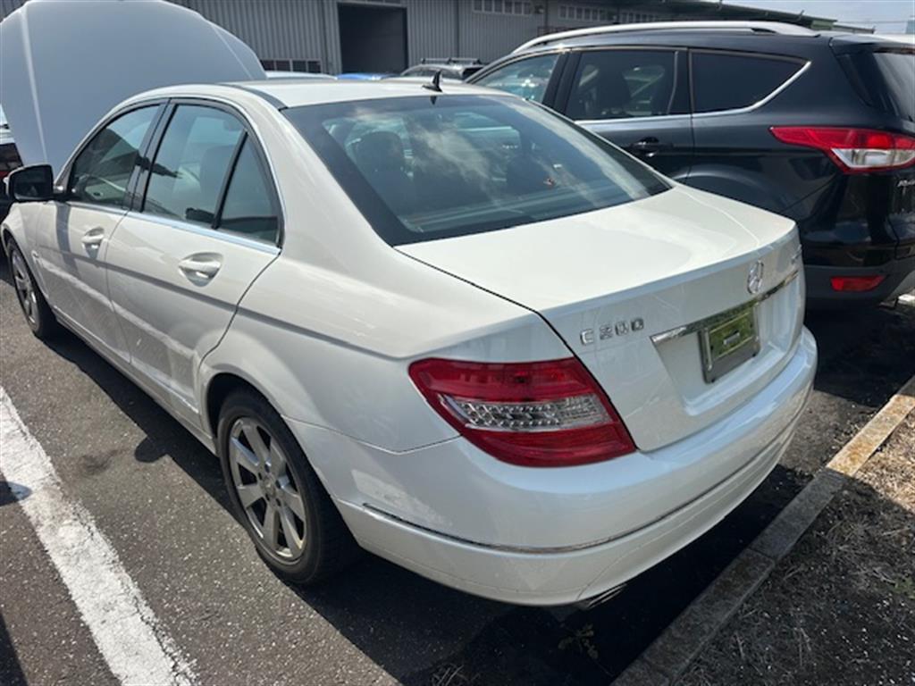 Mercedes, C Class Right Guard Liner W204/S204, Rear Section, 07/07-04/11