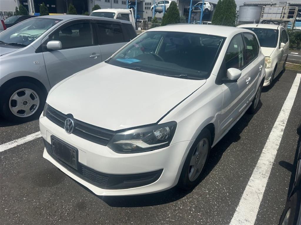 Volkswagen, Polo Front Bumper 6R, Bumper Bar, Non H/Lamp Washers Type, Comfortline/Trendline, 05/10-05/14