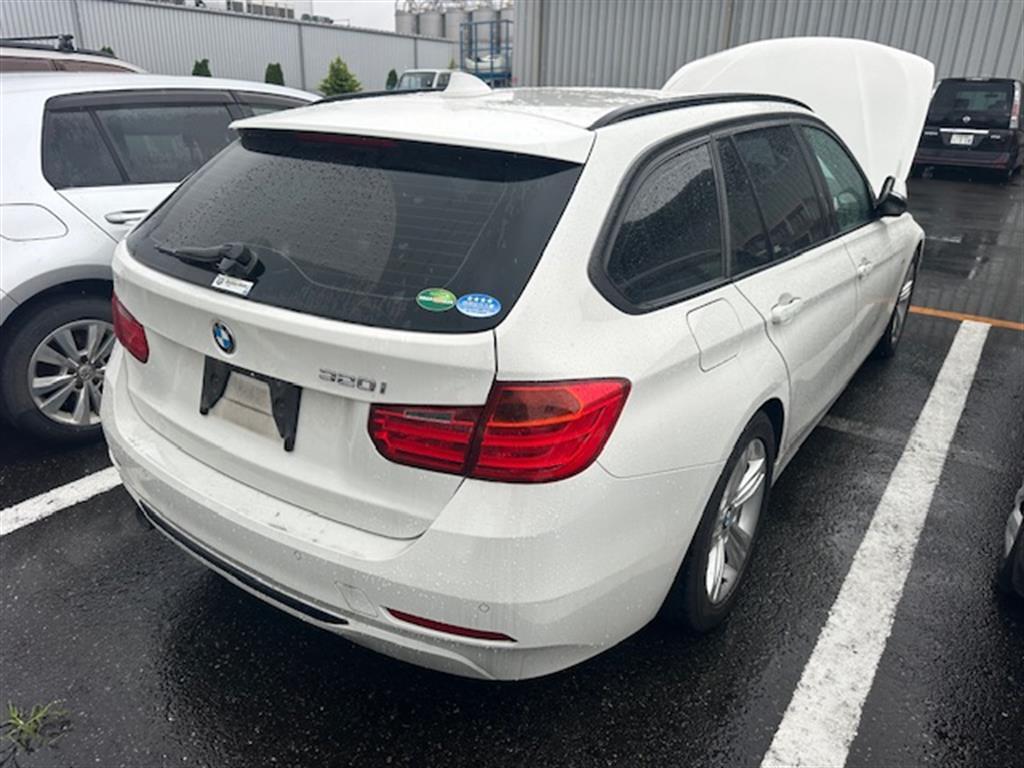 Bmw, 3 Series Left Guard F30/F31, Sedan/Wagon, Non Hybrid, 11/11-02/19