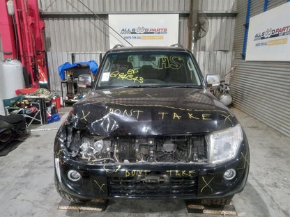 Mitsubishi, Pajero Left Indicator/Fog/Side Bumper Foglamp, Ns-Nw, 08/06-08/14