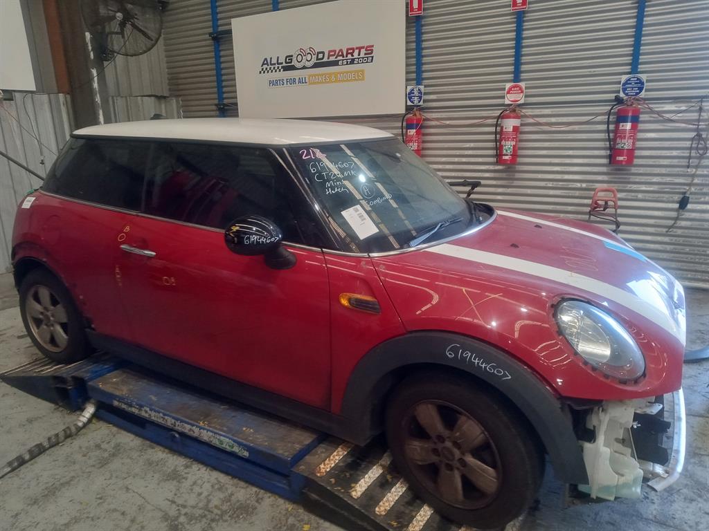 Mini, Cooper Stereo/Head Unit Head Unit Basic Nav 2, F55/F56/F57, 04/14-01/24