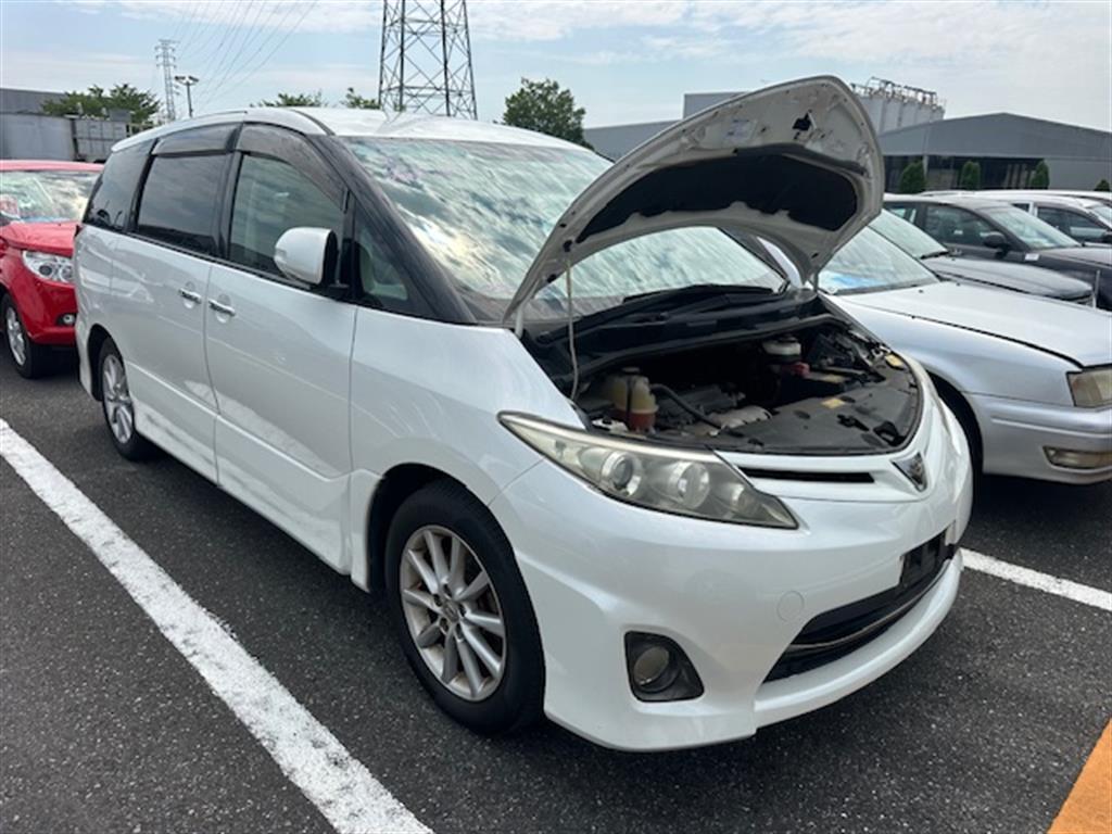 Toyota Tarago