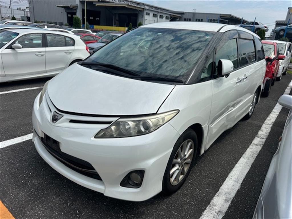 Toyota Tarago