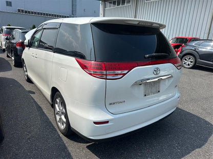 Toyota Tarago