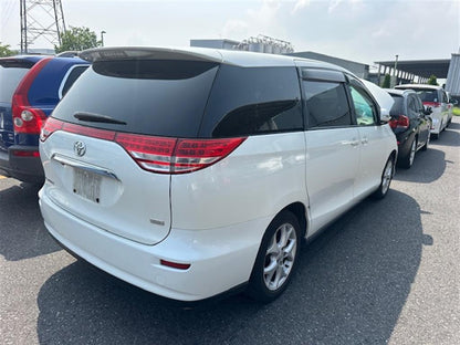 Toyota Tarago