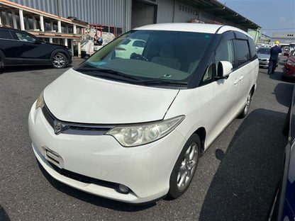 Toyota Tarago