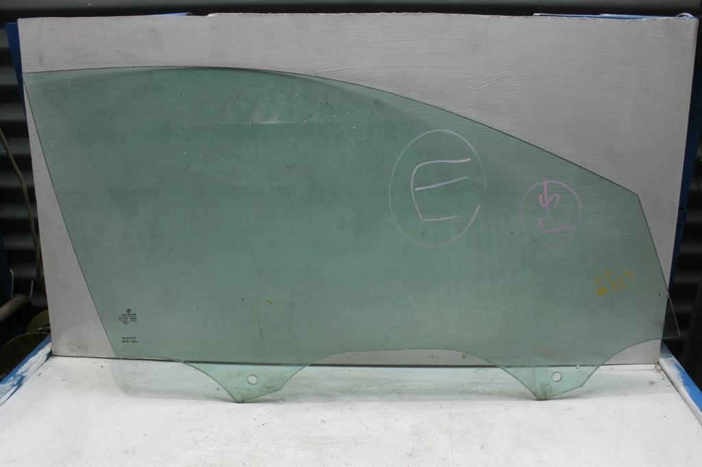 Used Volkswagen, Golf, Right Front Door Window Gen 7, 5Dr Hatch/Wagon, 11/12-08/20 2017 – main images - All Good Parts