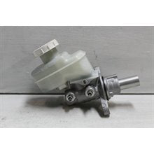 Mitsubishi, Triton, Master Cylinder Mq-Mr, Diesel, 03/15-10/23