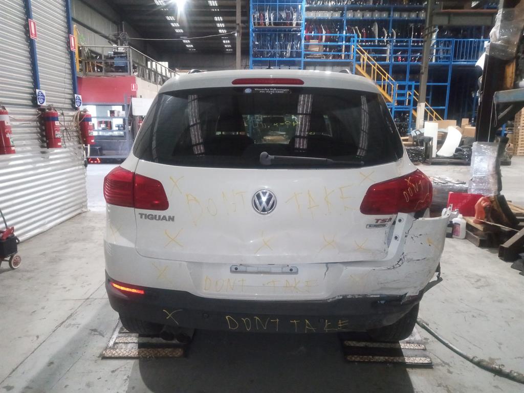 Volkswagen, Tiguan Wiper Motor Front, 5N, 05/08-08/16