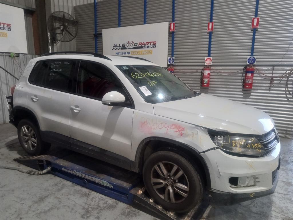 Volkswagen, Tiguan Wiper Motor Front, 5N, 05/08-08/16