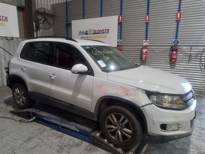 Volkswagen, Tiguan Wiper Motor Front, 5N, 05/08-08/16