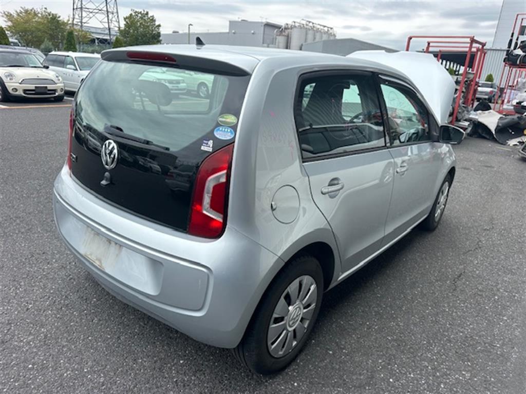 Volkswagen, Up Left Front Hub Assembly 12/11-12/14