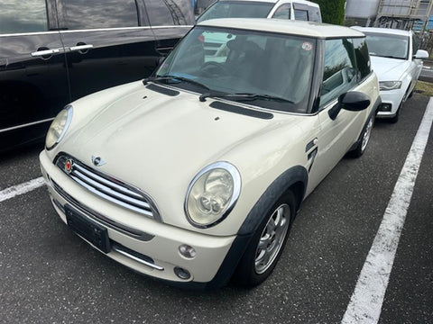 Mini, Cooper Left Taillight R50/R53, Hatch, Amber Indicater At Top, 07/04-10/06