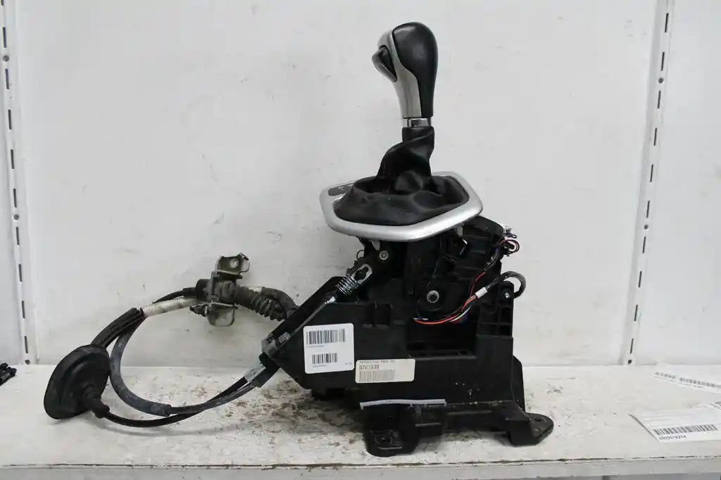 Used Jeep, Cherokee Gear Stick/Shifter Kl Gear Shifter Auto T/M Type Awd 02/14 11/22 2015 – image 1 - All Good Parts