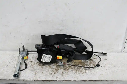 Used Jeep, Cherokee Seat Belt Kl Lh Front Assy (Belt And Stalk) 02/14 11/22 2015 – image 1 - All Good Parts