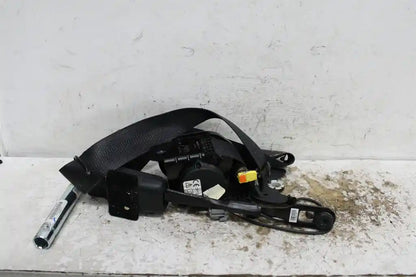 Used Jeep, Cherokee Seat Belt Kl Rh Front Assy (Belt And Stalk) 02/14 11/22 2015 – image 1 - All Good Parts