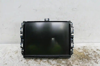 Used Jeep, Cherokee Stereo/Head Unit Kl Head Unit W/ Display Unit 8.4 Touchscreen W/ Sat Nav Type 02/14 11/22 2015 – image 1 - All Good Parts
