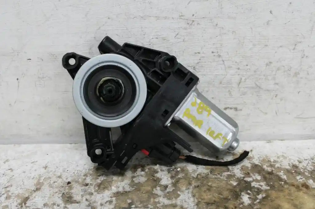 Used Jeep, Grand Cherokee Left Rear Wnd Reg/Motor Wk 10/10 02/22 2014 – image 1 - All Good Parts