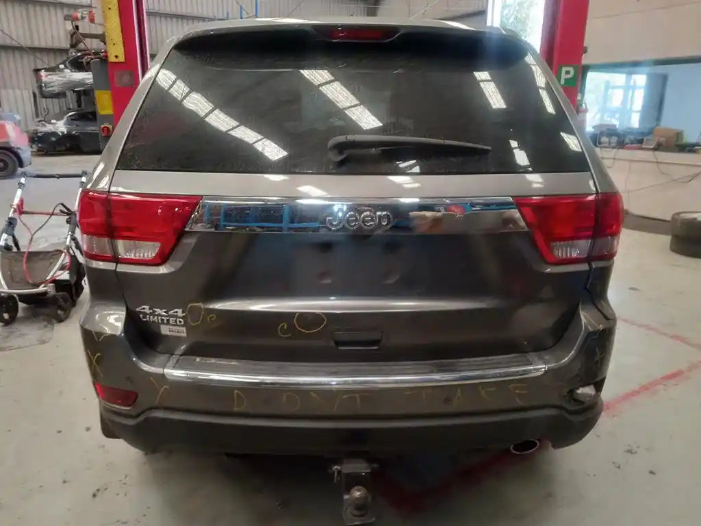 Jeep, Grand Cherokee Right Rear Door Window Wk Dark Tinted 10/10 02/22