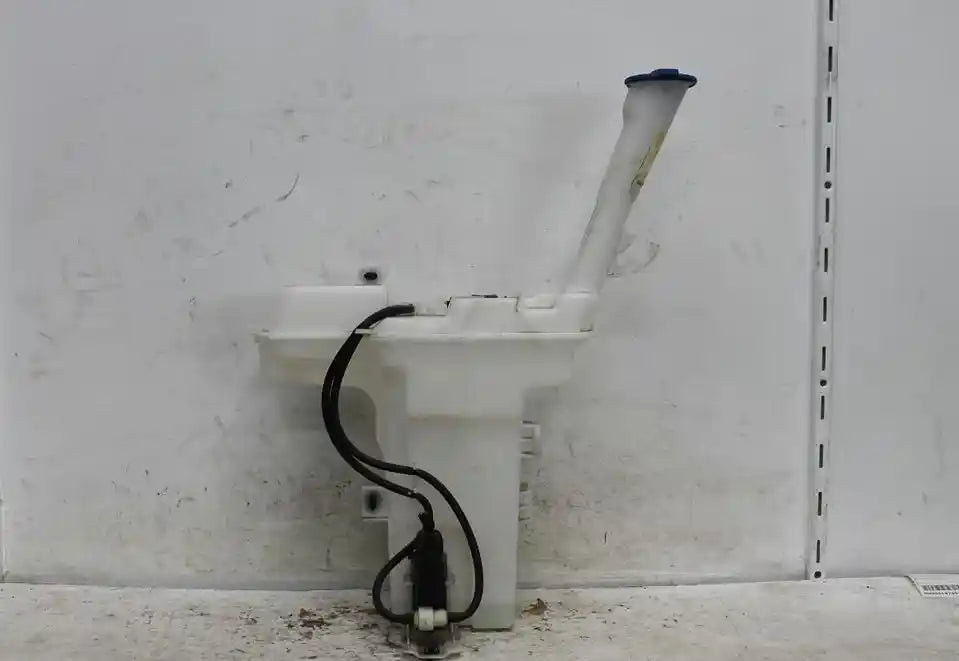 Used Kia, Picanto Washer Bottle Ja 05/17 2023 – image 1 - All Good Parts