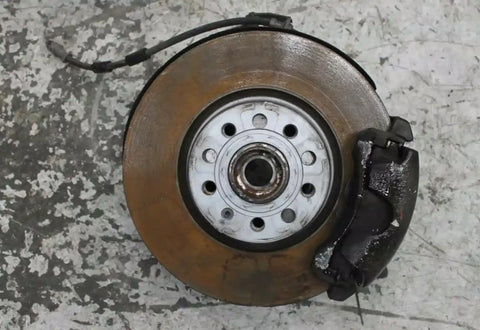 LDV, G10 Left Front Hub Assembly Sv7A/Sv7C Wagon/Van 04/15