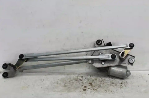 LDV, G10 Wiper Motor Front Sv7A/Sv7C Wagon/Van 04/15