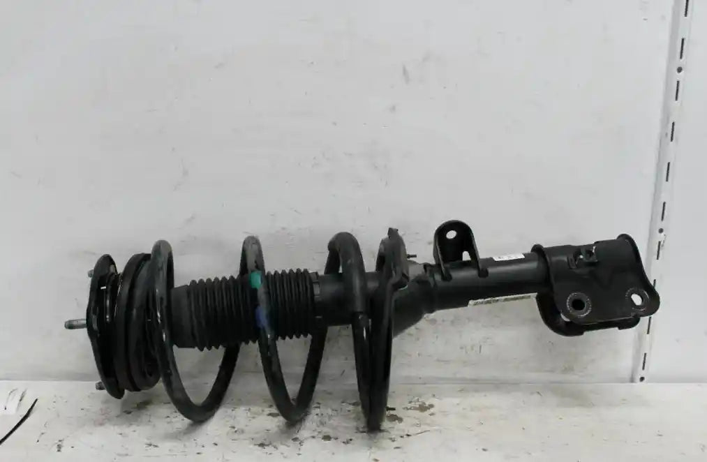 Used LDV, G10 Left Front Strut Sv7A/Sv7C Wagon/Van 04/15 2018 – image 1 - All Good Parts