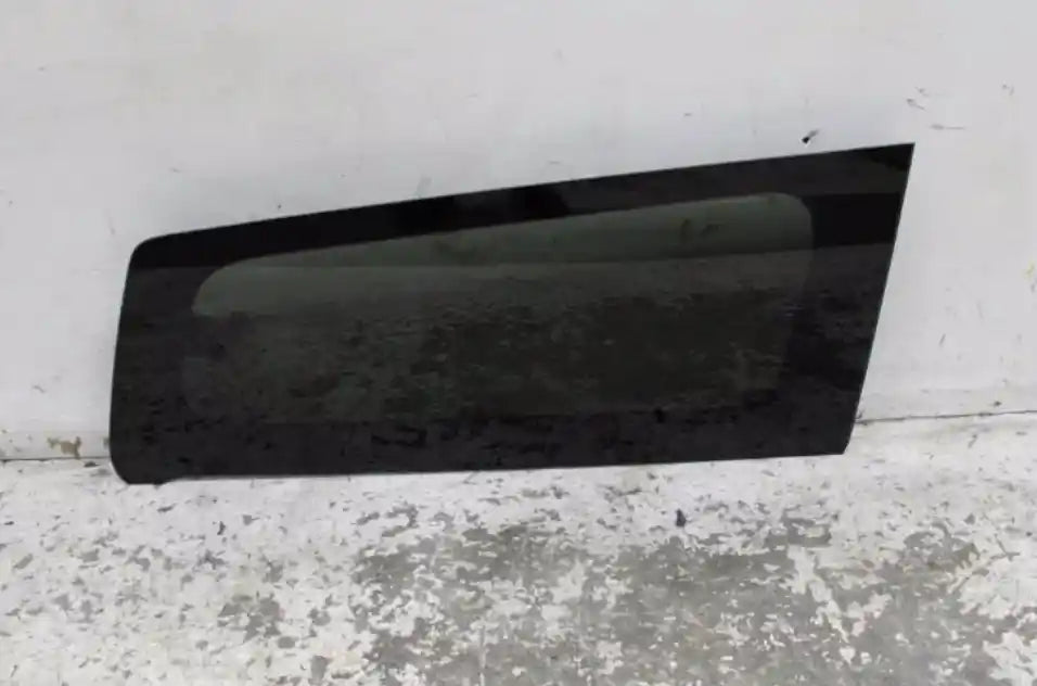 Used LDV, G10 Right Rear Side Glass Sv7C Van Fixed Window Blank (Rear) 04/15 2018 – image 1 - All Good Parts