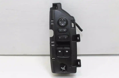 Used LDV, G10 Power Window Switch Rh Front (Master Switch) Sv7A/Sv7C Wagon/Van 04/15 2018 – image 1 - All Good Parts
