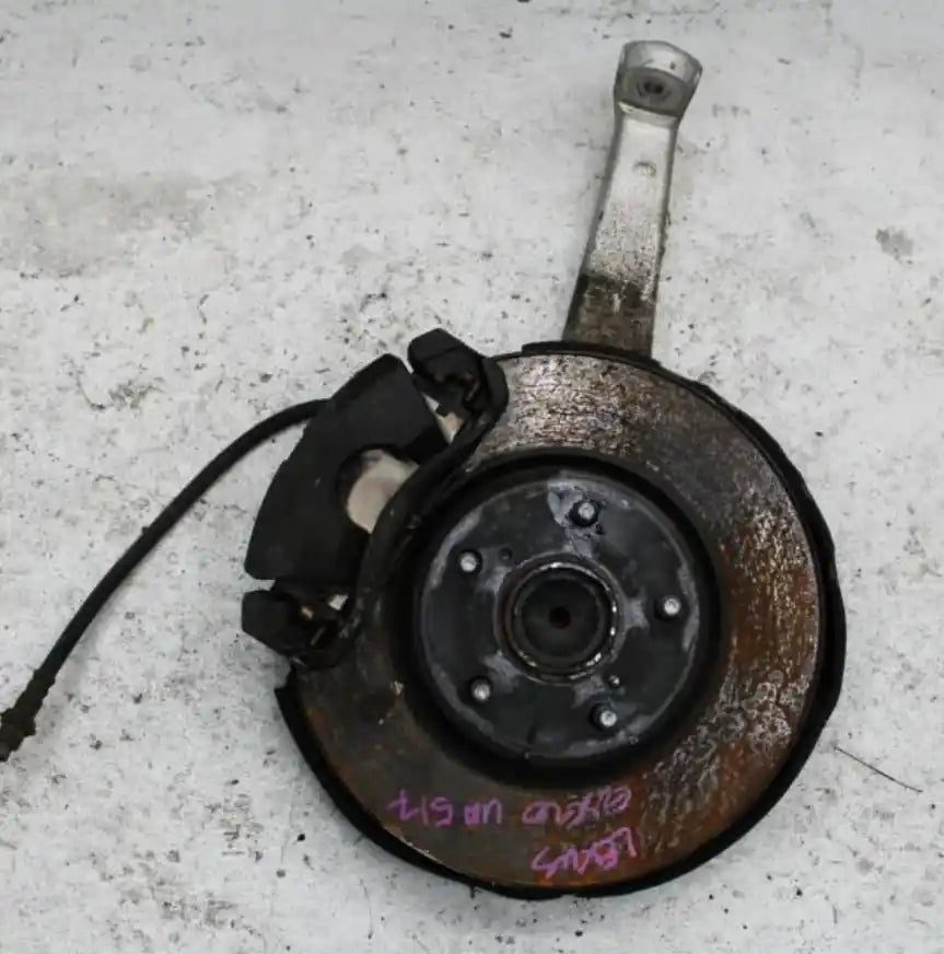 Used Lexus, IS250/IS250C Right Front Hub Assembly Gse20R, 2.5, Petrol, IS250/IS250C, 11/05-12/14 J0066 2006 – main images - All Good Parts