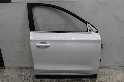 MG, Zs Right Front Door Azs1 09/17