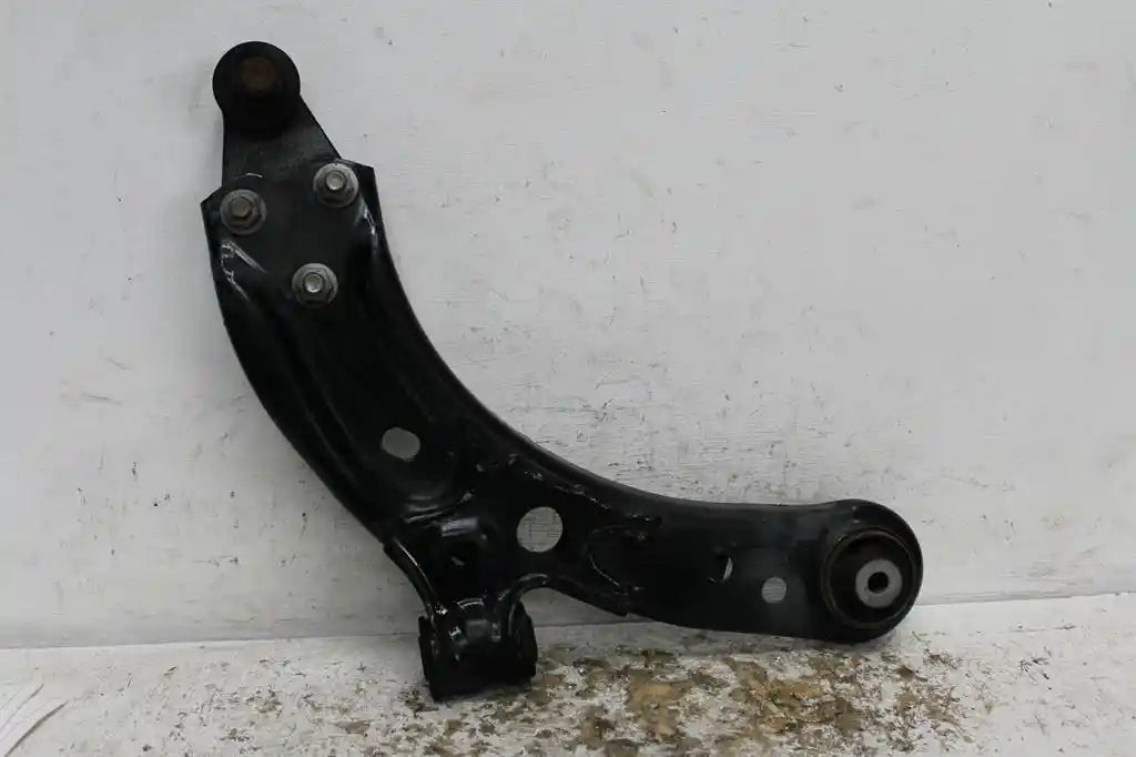 MG, Zs Right Front Lower Control Arm Azs1 09/17