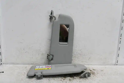 Used MG, Zs Sun Visor Pair Azs1 09/17 2023 – image 1 - All Good Parts