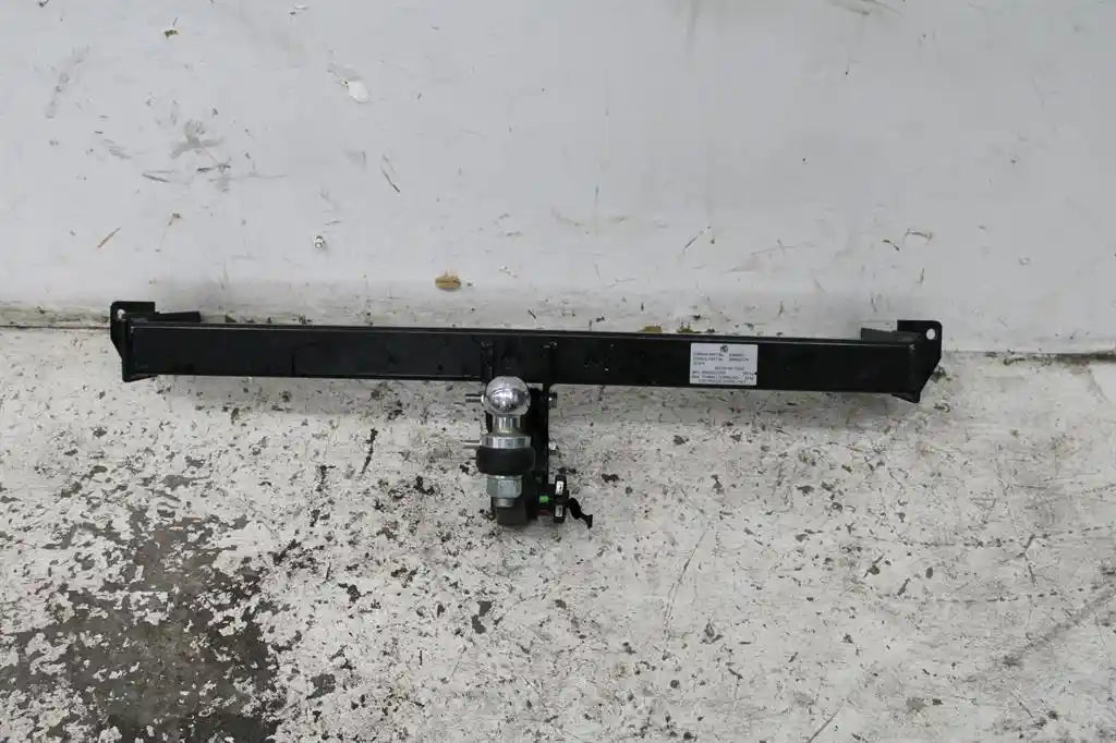 Used MG, Zs Towbar Azs1 09/17 2023 – image 1 - All Good Parts