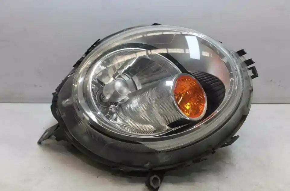 Used MINI, Cooper Right Headlamp R55/R56/R57, Halogen, Yellow Turn Indicator Type, 03/07-05/15 J0147 2011 – main images - All Good Parts
