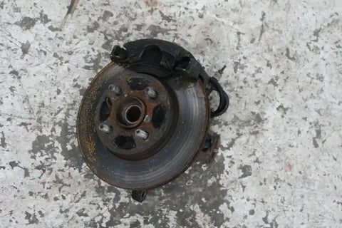 Mazda, 2 Left Front Hub Assembly Dy Series Non Abs Type 12/02 08/07