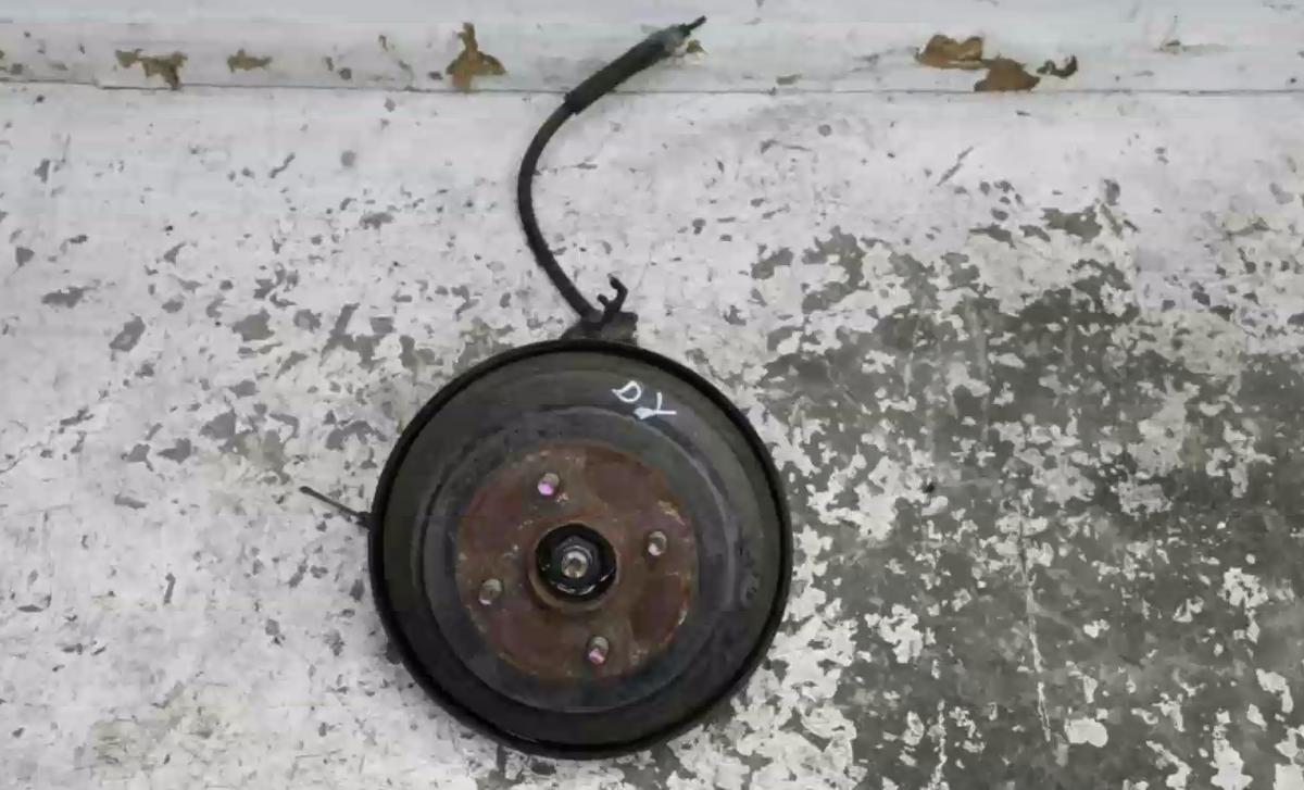 Used Mazda, 2 Left Rear Hub Assembly Dy Non Abs Type 12/02 08/07 2004 – main images - All Good Parts