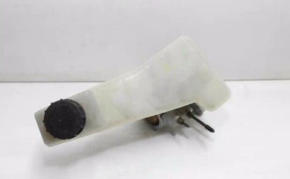 Mazda, 2 Master Cylinder Dy Series 4 Pipe Type 12/02 08/07