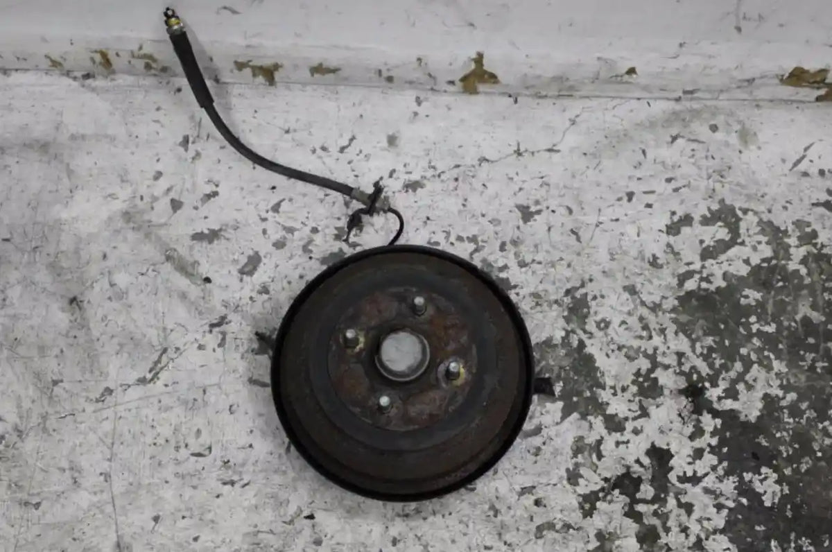 Used Mazda, 2 Left Rear Hub Assembly Dy Non Abs Type 12/02 08/07 2006 – main images - All Good Parts