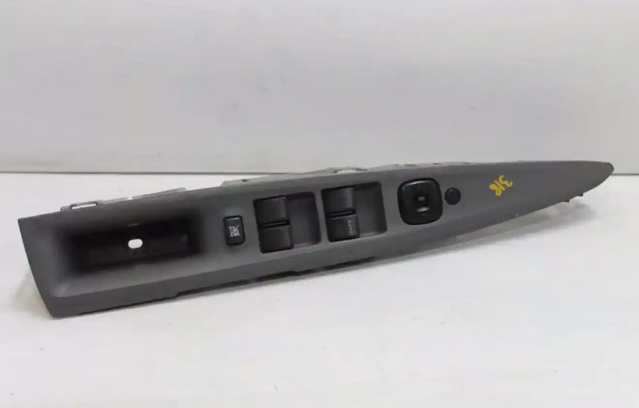 Used Mazda, 2 Power Window Switch Rh Front (Master Switch) Dy2 Series 06/05 08/07 2006 – main images - All Good Parts