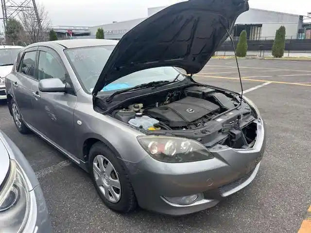 Used Mazda, 3 Power Window Switch Rh Front (Master Switch) Bk Non Power Fold Type 10/03 04/09 2005 – image 2 - All Good Parts