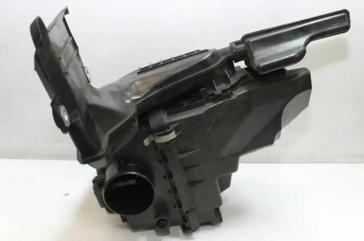 Used Mazda, 6 Air Cleaner/Box Air Cleaner, Gj-Gl, 2.2, Diesel, 11/12-02/18 J98605 2014 – main images - All Good Parts