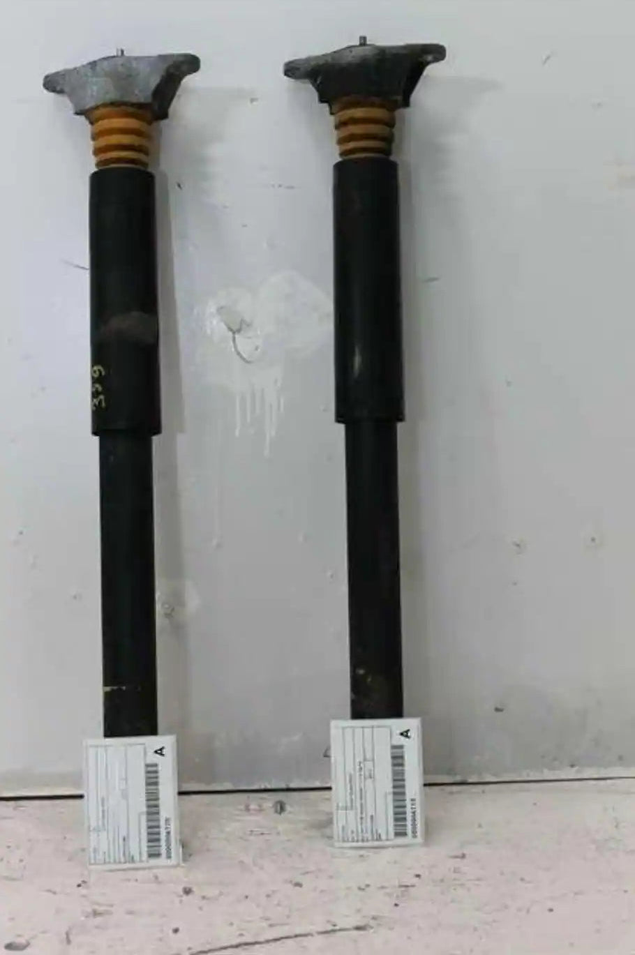 Used Mazda, 6 Right Rear Strut Gj Nut Type Shock Mount 11/12 06/16 2013 – image 1 - All Good Parts