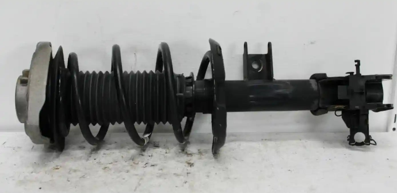 Used Mercedes, A Class Right Front Strut W176, Standard Type, 1.6, Petrol, 09/12-03/18 J0184 2013 – main images - All Good Parts