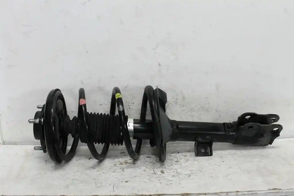 Used Mitsubishi, ASX Right Front Strut Petrol 2.0 Xa Xd 05/10 2016 – image 1 - All Good Parts