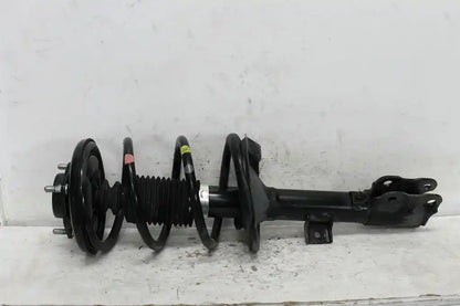 Used Mitsubishi, ASX Right Front Strut Petrol 2.0 Xa Xd 05/10 2016 – image 1 - All Good Parts